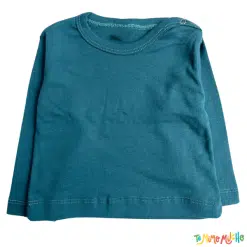 Remera manga larga con botoncito en el cuello color aero