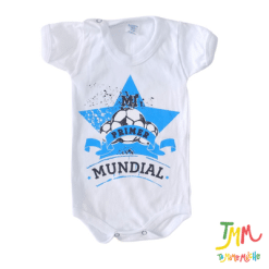 Body mi primer mundial pelotas fondo blanco