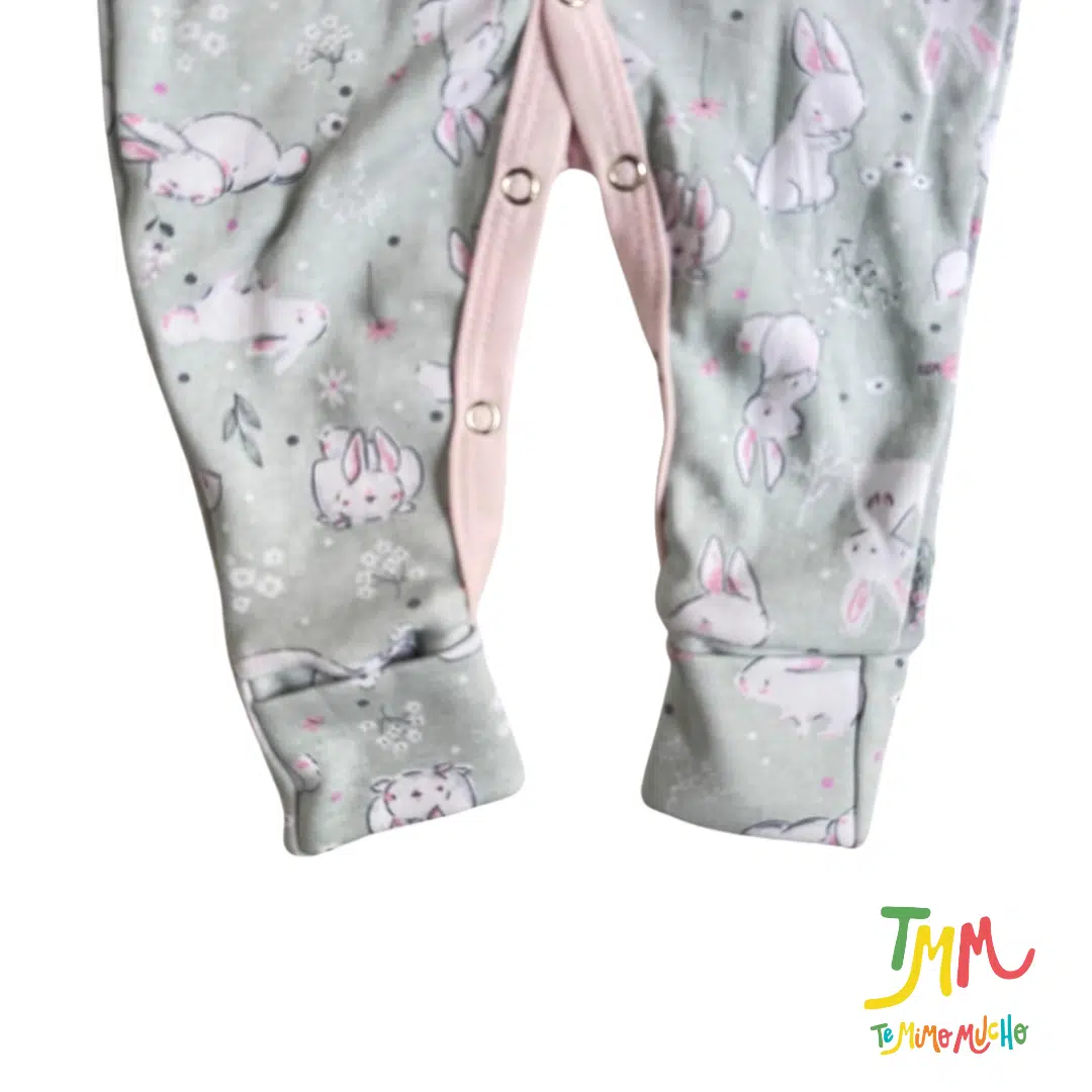 Enterito largo conejitos verde y rosa - Image 2