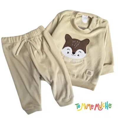 Conjunto buzo y babucha plush beige - Image 4