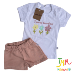 Conjunto remera y short flores, blanco y rosa Gamise
